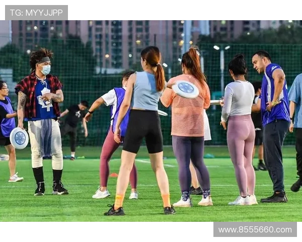 武汉飞盘队状态引发热议球迷对表现分歧明显 武汉飞盘队状态引发热议球迷对表现分歧明显