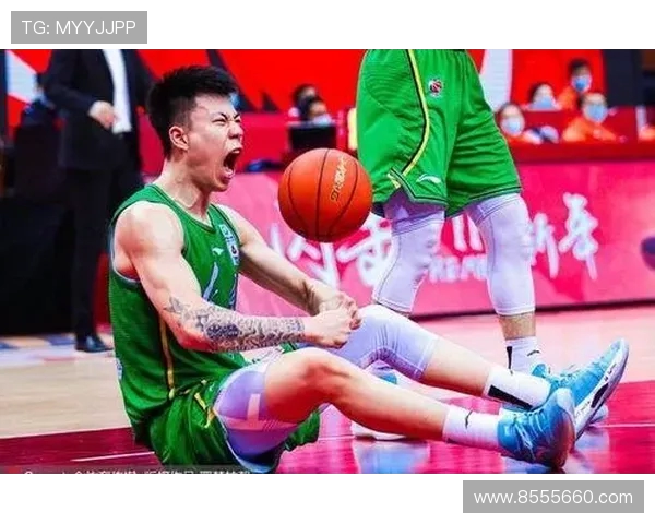 张镇麟：从篮球新星到国家队核心的成长之路与奋斗历程