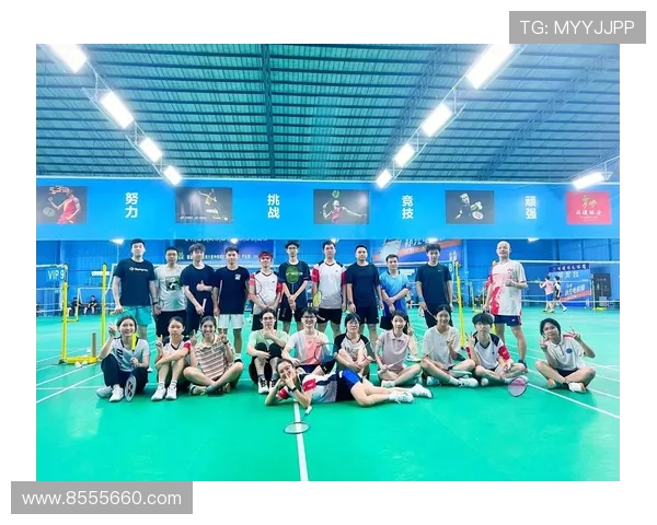 南京羽毛球队与北京羽毛球队赛后复盘团队协作的成功与不足分析