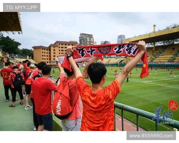广州足球队实力引发热议球迷观点交锋与未来展望