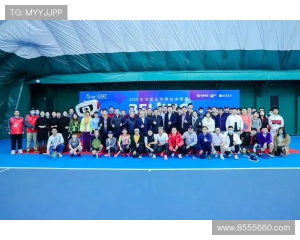 成都网球队与武汉网球队赛后分析：战术配合与表现评估